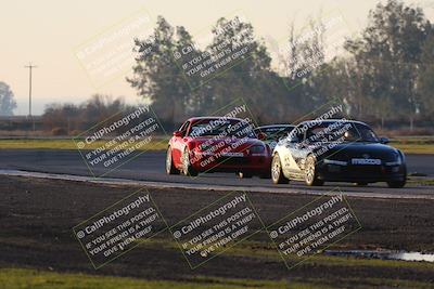 media/Jan-13-2024-CalClub SCCA (Sat) [[179f4822a7]]/Group 7/Sunset (Race)/